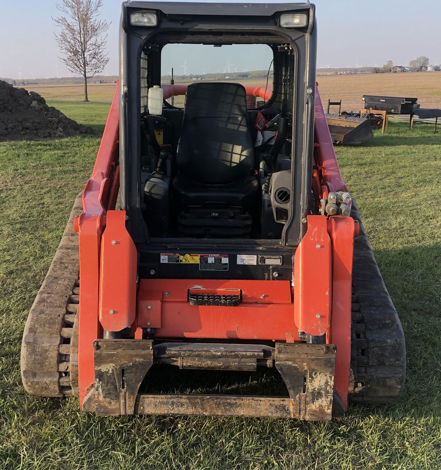 Caterpillar Backhoe Loader | Cabbed Backhoe Rental